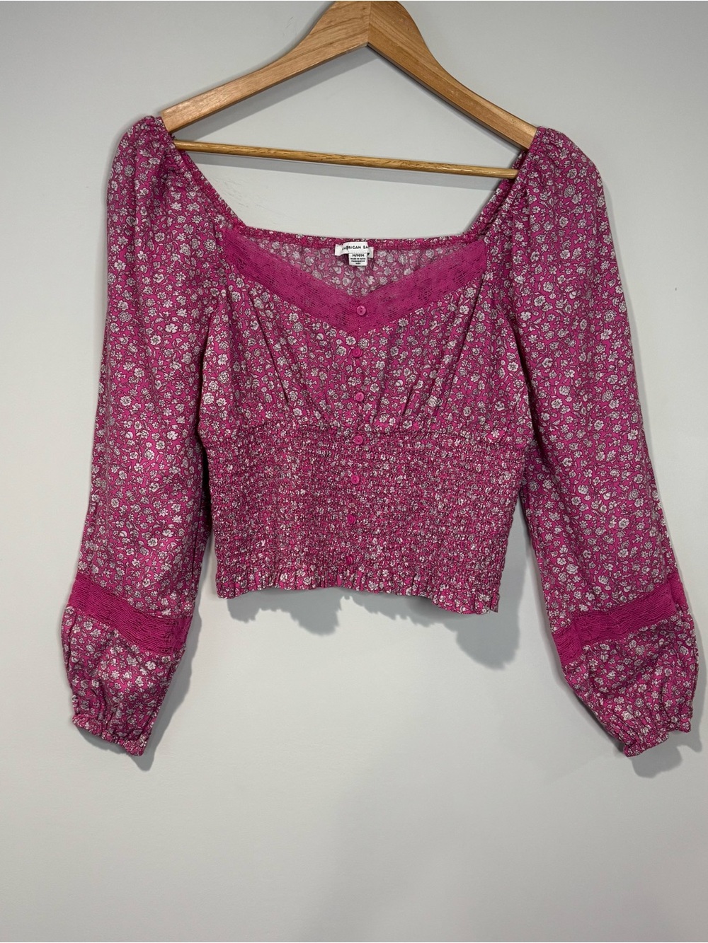 American Eagle Pink Floral Crop Top Long Puff Sleeves Smocking Cottagecore M